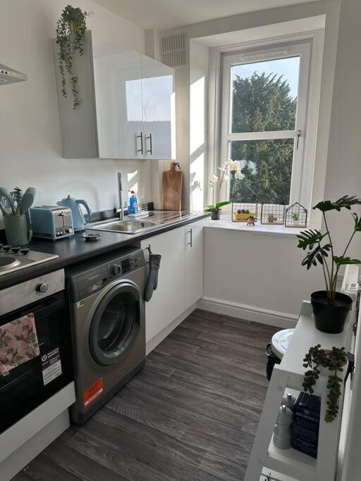 Cosy Authentic Flat In The Heart Of Galashiels Exterior foto